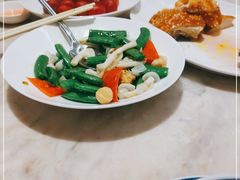 -香港百合居(LCM置汇旭辉广场店)