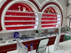 -美空眼镜·星趣控·新乐学·控优点合作店(周浦万达店)