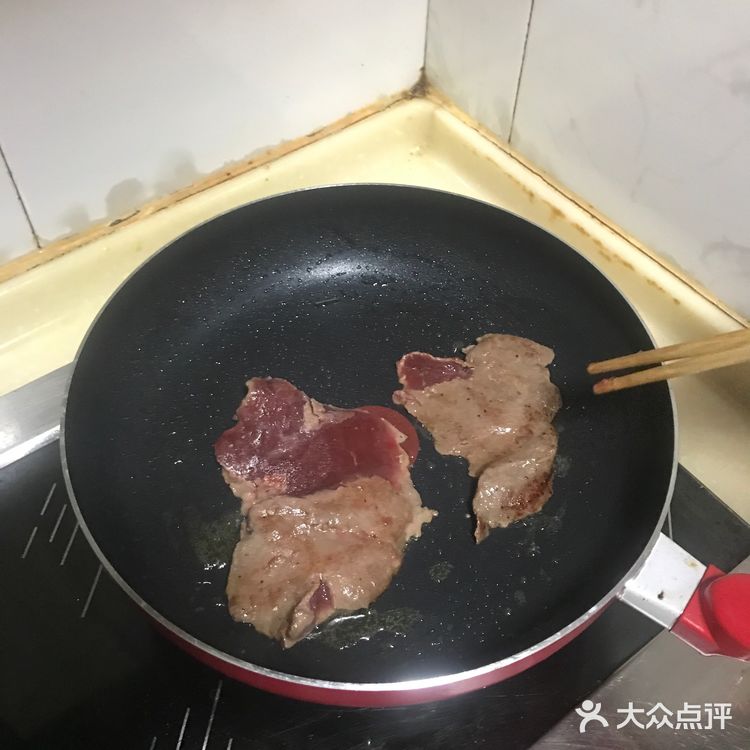 手残者自己在家也可以做的牛排