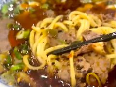 -陇上全荟兰州传统牛肉面(延吉路店)