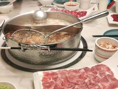 -左庭右院鲜牛肉火锅(浦江欢乐颂店)