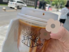 -不正咖啡(万达尊店)
