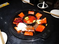 -重庆古老火锅