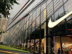 -NIKE品牌体验店(南京东路店)