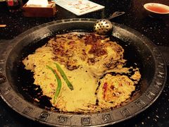 -茅草房·河畔园林火锅