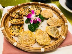 -山明水秀大饭店