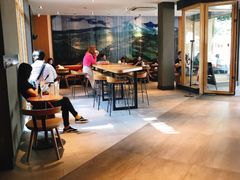 用餐区-星巴克(人民公园店)
