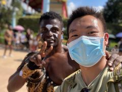 -七彩云南欢乐世界