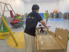 -金色雨林感统学能培训中心(武广校区)