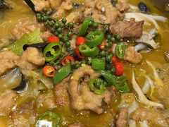 酸菜炖酥肉-临潼印象·特色陕菜