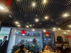 -尚尚仙·酸汤猪手·猪肚鸡火锅(华联万柳购物中心店)