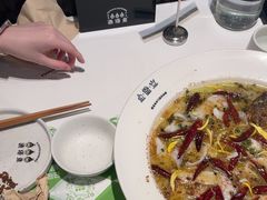 -渔语鱼酸菜鱼新川菜(来福士店)
