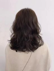 -朗峰专业美发沙龙