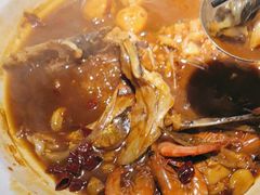 -卢大鲜鱼头捞饭(美利广场店)