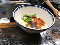 -陈仓老街美食天地