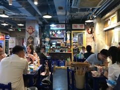 大堂-马路边边串串香(大成路店)