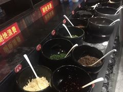 调料台-渝味晓宇火锅(合川路店)