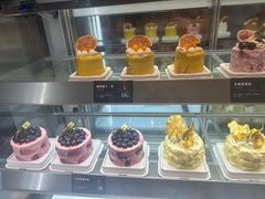 -罗森尼娜(德思勤店)