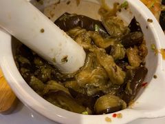 蒜泥茄子-东方饺子王(新奥购物中心店)