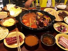 -疯狂的筷子老灶九宫格火锅