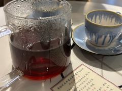 -LEO CAFE