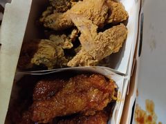 双拼炸鸡半半-BHC炸鸡(明洞总店)