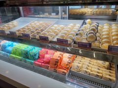 -HappyMiss花满楼·鲜花饼·鲜花茶·伴手礼(上海环球港店)