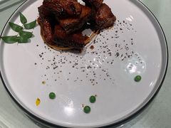 本帮熏鱼-蝶园·装修中(BFC外滩金融中心店)