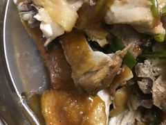 -胡须佬鸡煲四季火锅店(石厦西村直营店)