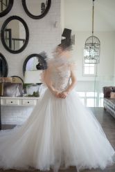-纯色时光婚纱艺术馆WHITE
