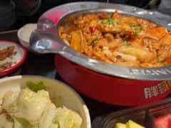 -胖哥俩肉蟹煲(济南世茂国际广场店)