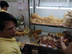 -Bánh Mì Huynh Hoa