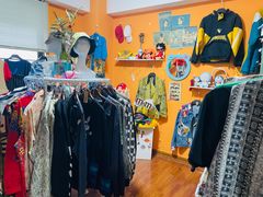 -Oolong乌龙茶古着店