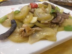 -东方之猪四更烤乳猪(金垦总店)