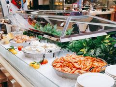自助取餐区-东莞塘厦三正半山温泉酒店·沙利文西餐厅