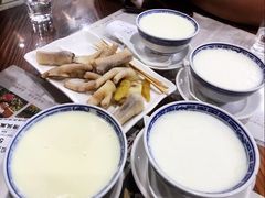 -周大娘牛乳(旧寨古村总店)