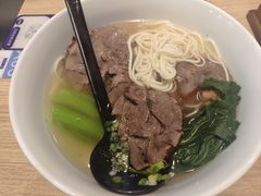 招牌牛肉拉面（五香）-翡翠拉面小笼包Crystal Jade(上海浦东国际机场T1店)