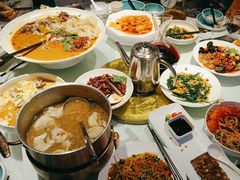 -巴特餐饮6加1音乐餐吧·新疆菜
