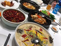 酸菜笋壳鱼-北京厨房(西安SKP店)