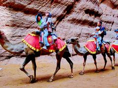 -天山神秘大峡谷