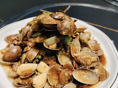 -丹水桥地锅鱼·翘嘴鲌·地方特色全鱼宴(丹江口大坝店)