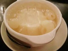 龙眼杏仁豆腐-无招牌海鲜餐厅(怡丰城店)