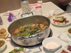 -七欣天香辣蟹火锅(无锡金太湖国际城店)