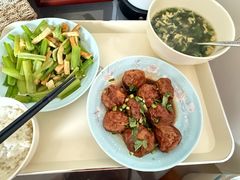-悦芽照护月嫂+育儿嫂(杭州店)