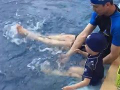 -龙格亲子游泳·水育早教运动中心(绿宝中心)
