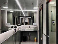 -VLines耀能运动Space&Flow(国贸店)