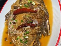 -黄记煌三汁焖锅(新佳丽江汉路店)