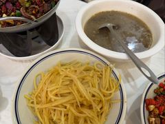 酸辣土豆丝-新新湘菜馆(新中街二条店)