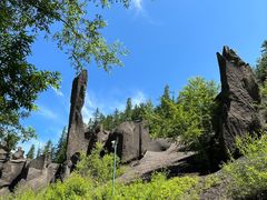 -峡谷浮石林景区