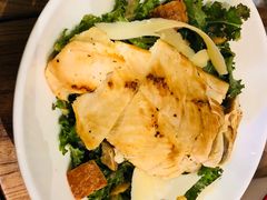 鸡肉甘蓝菜凯撒沙拉-Moka Bros 摩卡站(西单大悦城店)